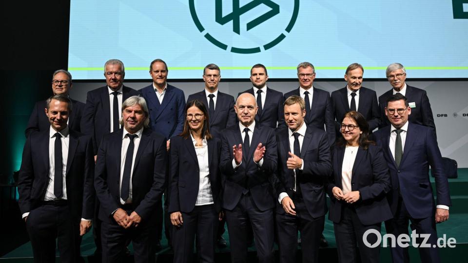 Das neue DFB-Präsidium. Bild: Arne Dedert/dpa
