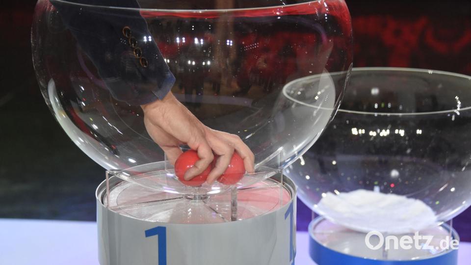 Am 20. November wird wieder fleißig gelost (Archivbild) Bild: Marcus Brandt/dpa