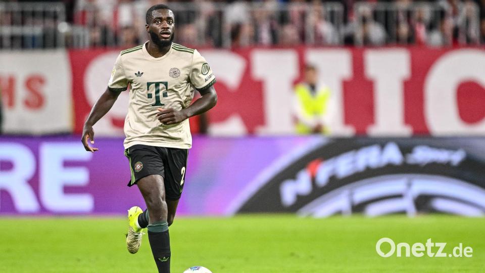 Verteidiger Dayot Upamecano spielt eine starke Saison beim FC Bayern. (Archivbild) Bild: Harry Langer/dpa