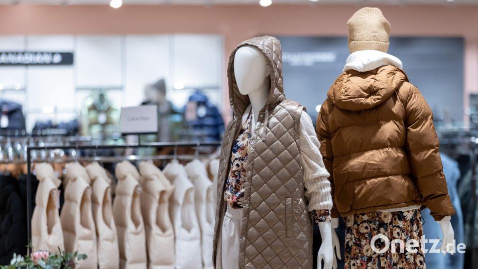 Intersport expandiert weiter - und mischt nun auch im Modehandel mit. (Symbolbild) Bild: Daniel Karmann/Deutsche Presse-Agentur GmbH/dpa