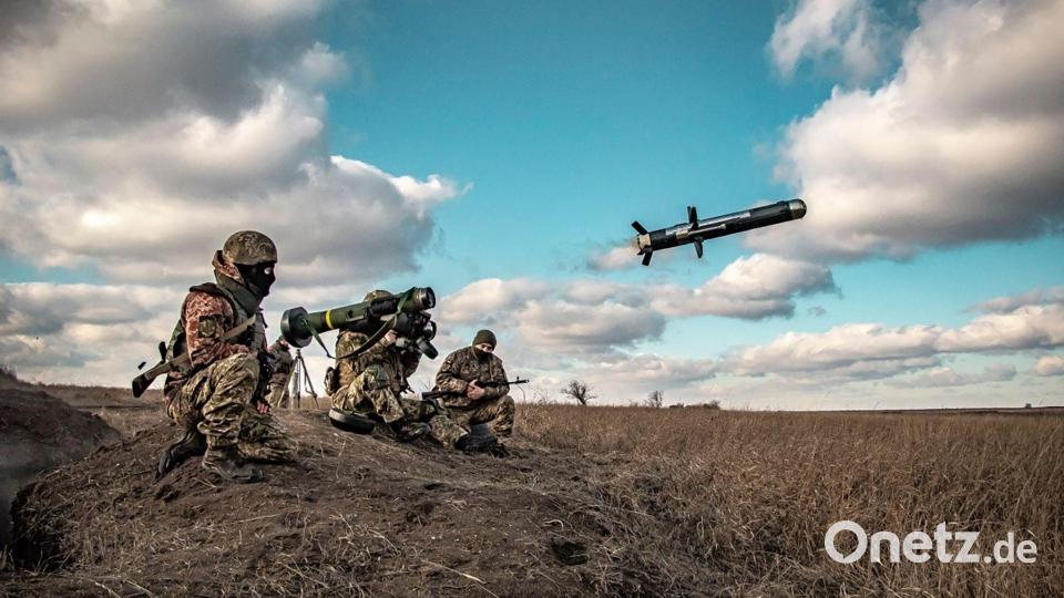 Europäische Nato-Staaten finanzieren weitere US-Waffenlieferungen in die Ukraine. (Archivbild) Bild: Uncredited/Ukrainian Defense Ministry Press Service/AP/dpa