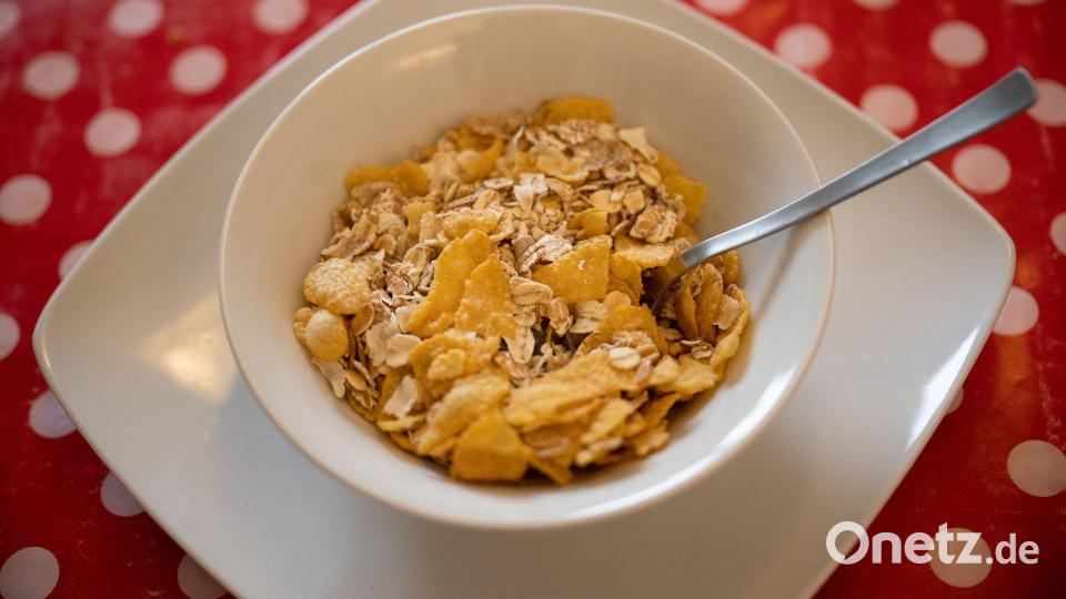 Auch in Müsli steckt eine Zuckerfalle. (Symbolbild) Bild: Sebastian Gollnow/dpa