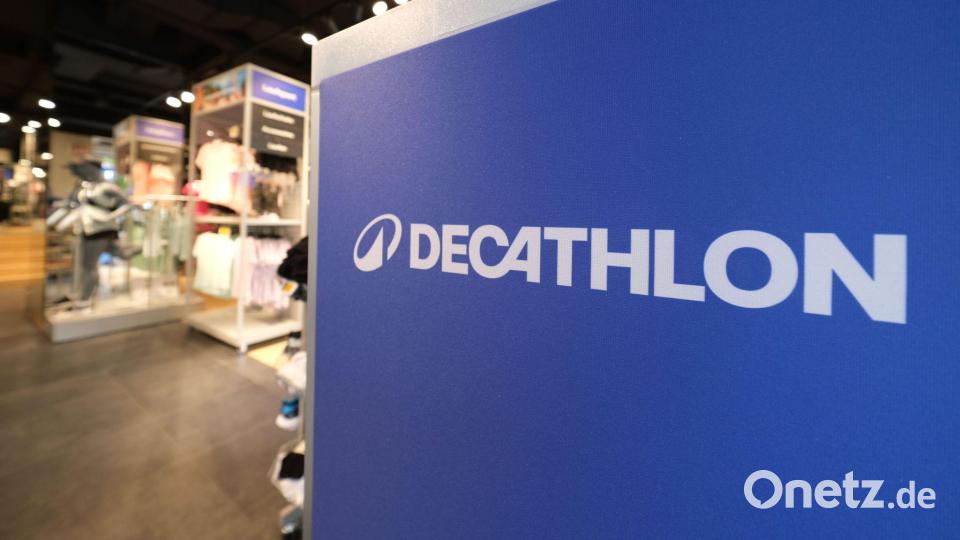 2026 will Decathlon rund 25 neue Filialen in Deutschland eröffnen. (Archivbild) Bild: Bernd Weißbrod/dpa