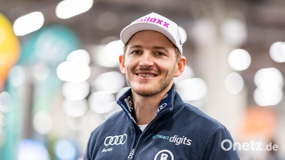 Linus Straßer bei der offiziellen Winter-Einkleidung Ende Oktober. (Archivfoto) Bild: Daniel Karmann/dpa