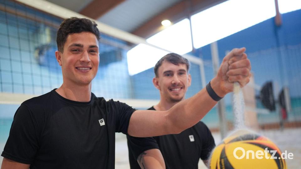 Erwischten guten Start in die WM: Sven Winter (l) und Lukas Pfretzschner. (Archivfoto) Bild: Marcus Brandt/dpa