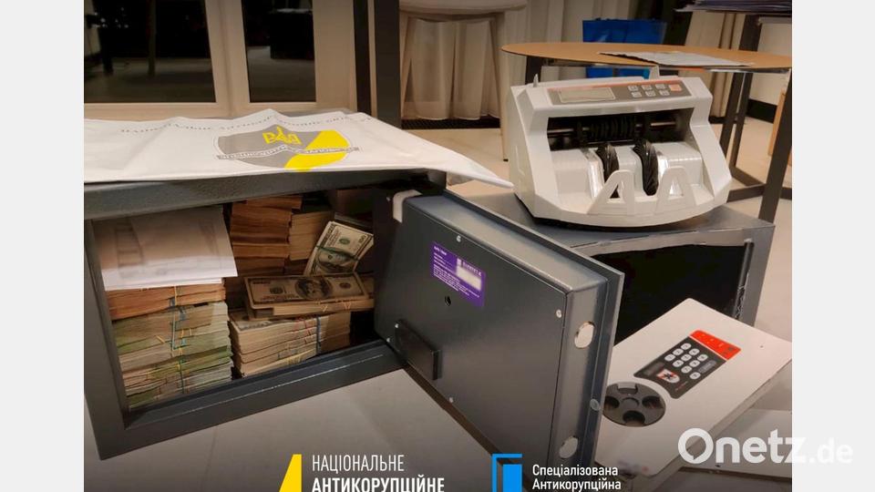 Ukrainische Korruptionsbekämpfungsbehörden legten Schmiergeldzahlungen in Ministerien und Staatskonzernen offen. Bild: -/Nationales Antikorruptionsbüro der Ukraine/Spezialisierte Antikorruptionsstaatsanwaltschaft der Ukraine/dpa