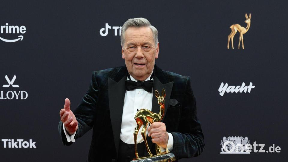 Roland Kaiser bekam den Bambi für sein Lebenswerk. Bild: Felix Hörhager/dpa