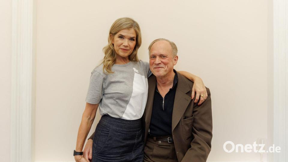 Anke Engelke und Ulrich Tukur sind Partner im Film „Dann passiert das Leben“. (Archivbild) Bild: Markus Scholz/dpa