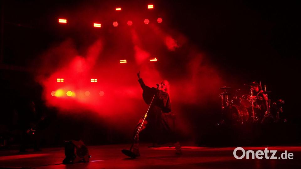 Die schottische Sängerin Shirley Manson von der Band Garbage tritt während des Corona Capital Musikfestivalsin Mexiko-Stadt auf. Bild: Eduardo Verdugo/AP/dpa