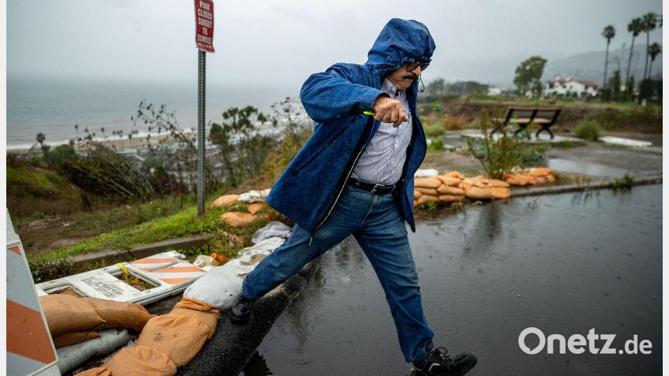 In ehemaligen Brandgebieten drohten Erdrutsche und Schlammlawinen. Bild: Ethan Swope/AP/dpa