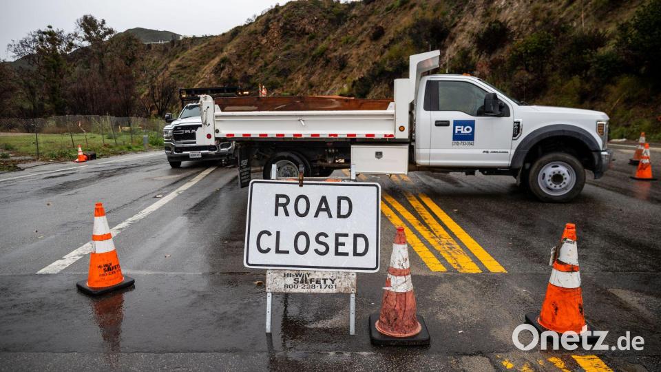 Augenzeugen berichteten nach dem Wintersturm von umgestürzten Bäumen, überschwemmten Straßen und kleineren Erdlöchern. Bild: Ethan Swope/FR171736 AP/AP/dpa