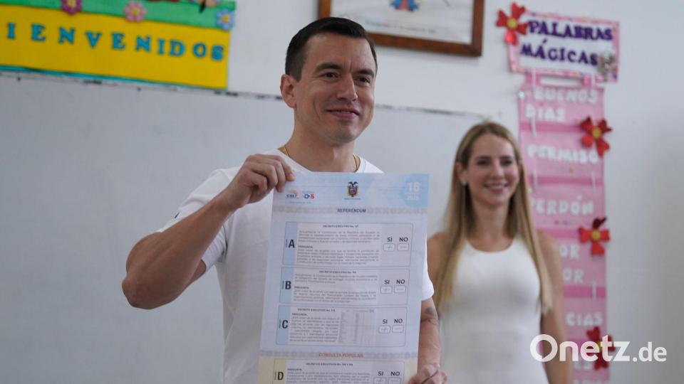 Staatschef Noboa feierte den Ermittlungserfolg. Bild: Cesar Munoz/AP/dpa