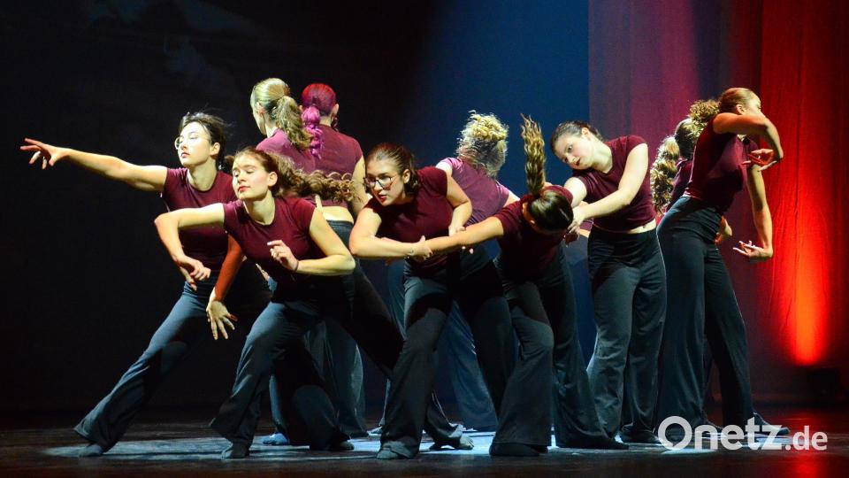 Die Contemporary-Gruppe zeigte, was Ausdruckstanz alles vermag. Bild: Kunz