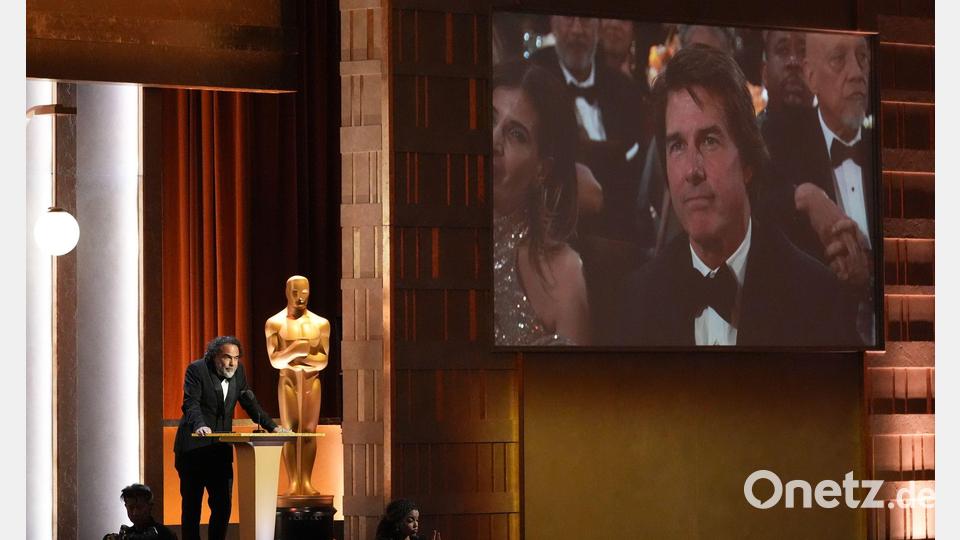 Regisseur Alejandro González Iñárritu stand bei der Gala auf der Bühne. Bild: Chris Pizzello/Invision/dpa