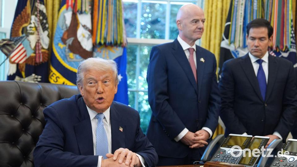 Dank des FIFA-Passes bekommen Ticketinhalber bevorzugt einen Termin für ein US-Visum. Bild: Evan Vucci/AP/dpa