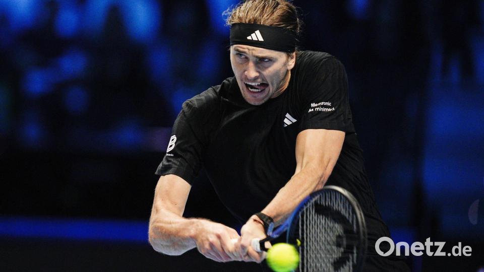 Alexander Zverev tritt nach dem Aus bei den ATP Finals noch bei der Davis-Cup-Endrunde an Bild: Marco Alpozzi/LaPresse/AP/dpa