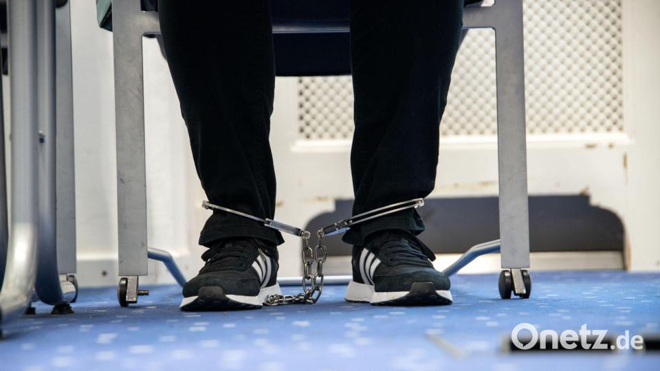 Die Staatsanwaltschaft wirft der 33-Jährigen vor, die Verletzungen des 21 Monate alten Mädchens billigend in Kauf genommen zu haben. Bild: Pia Bayer/dpa