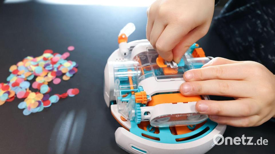 4,5 Milliarden Euro werden die Menschen laut einer Prognose am Ende dieses Jahres für Spielzeuge ausgegeben haben und damit etwas mehr als im Vorjahr. Bild: Daniel Löb/dpa