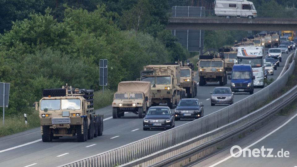 In Notfallsituationen sollen Militärs künftig von bestimmten Regeln für den Güterverkehr ausgenommen werden. (Archivbild) Bild: Friso Gentsch/dpa