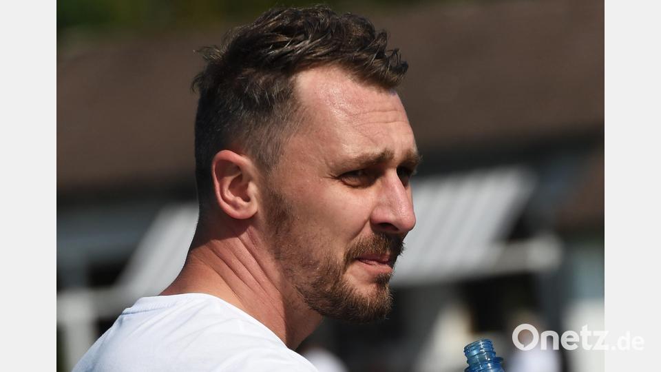 Trainer Fabian Hirmer (Schirmitz) Bild: Gerhard Büttner