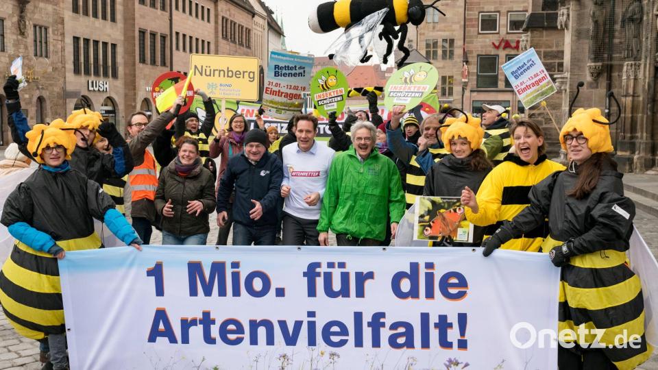 Das erfolgreiche Volksbegehren „Rettet die Bienen“ war zweifelsohne einer der größten Erfolge im politischen Leben von Richard Mergner. (Archivbild) Bild: Toni Mader/Volksbegehren Artenvielfalt/dpa