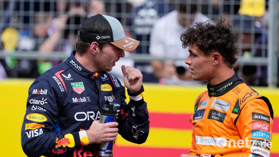 Sie kennen sich gut: Max Verstappen (l) und Lando Norris. Bild: Eric Gay/AP/dpa