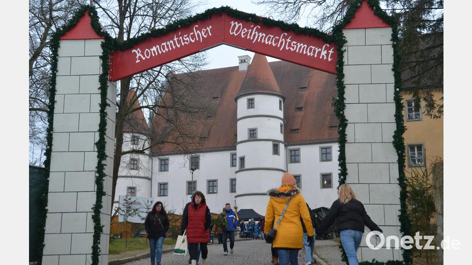 Am ersten Adventswochenende zieht der &quot;Advent im Schloss&quot; in der Friedrichsburg in Vohenstrauß wieder die Besucher an. Archivbild: dob