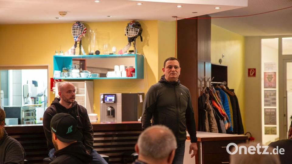 Chris Spanger (links) und Mustafa Sugle stellen sich den Fragen der Fans. Bild: Matthias Reuß