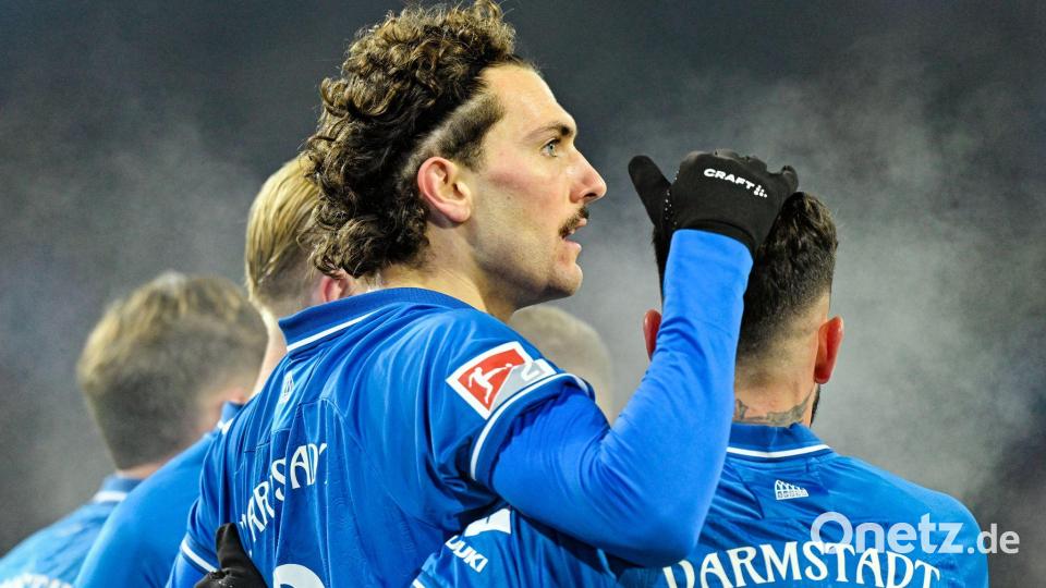 Darmstadts Fraser Hornby steuerte zwei Treffer gegen die SpVgg Greuther Fürth bei. Bild: Uwe Anspach/dpa