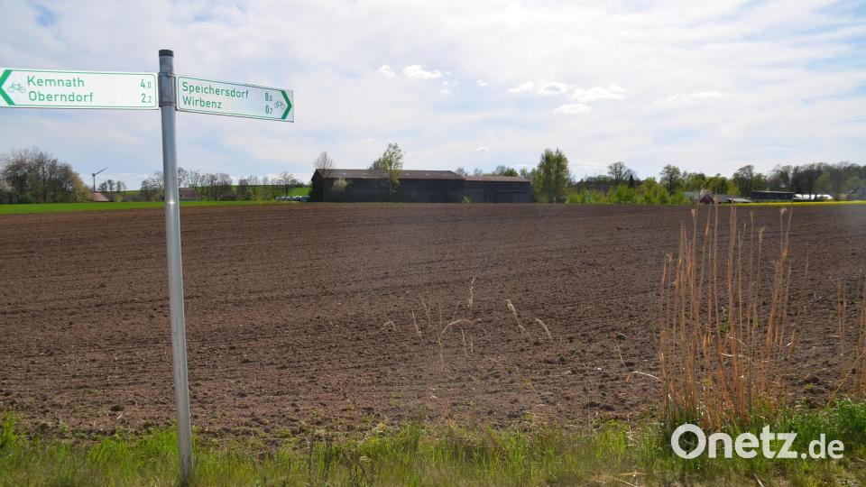 Auf diesem Gelände soll nach dem Willen der Gemeinde und Wunsch von ortansässigen Gewerbetreibenden das erste Wirbenzer Gewerbegebiet ausgewiesen werden. Bild: ak