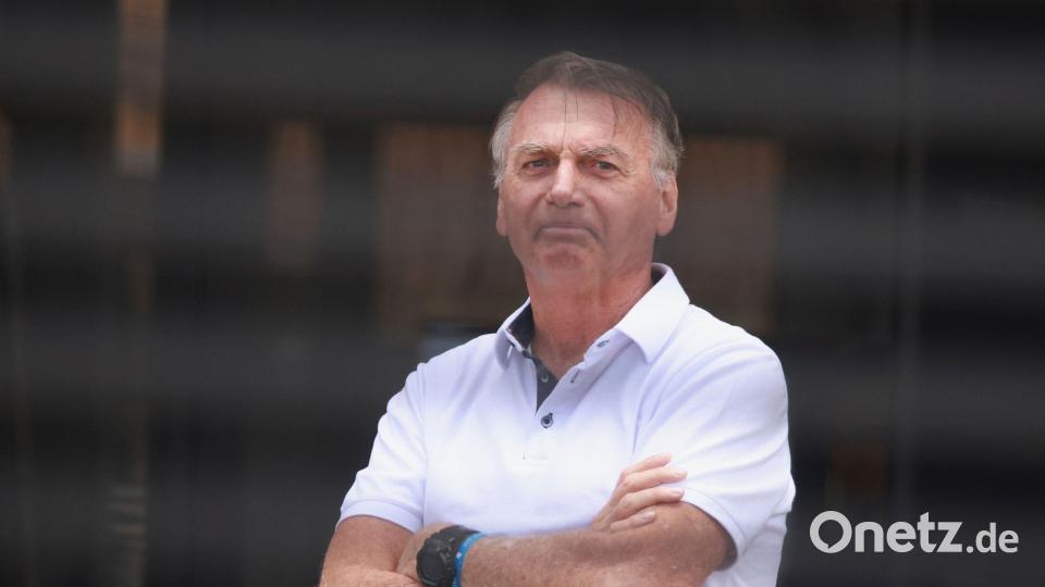 Bolsonaro stand wegen Verstößen gegen gerichtliche Auflagen unter Hausarrest. (Archivbild) Bild: Luis Nova/AP/dpa