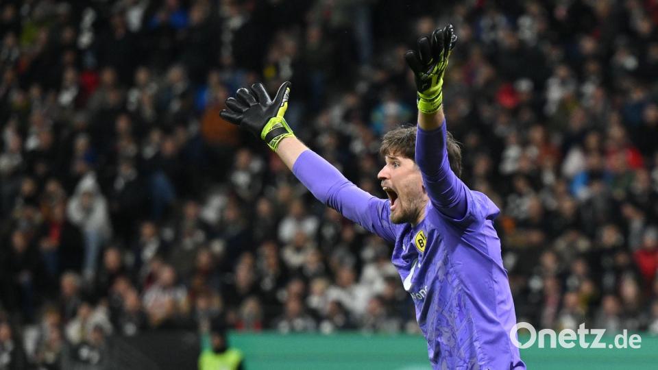 BVB-Keeper Gregor Kobel kassierte zuletzt acht Gegentore in drei Spielen Bild: Arne Dedert/dpa
