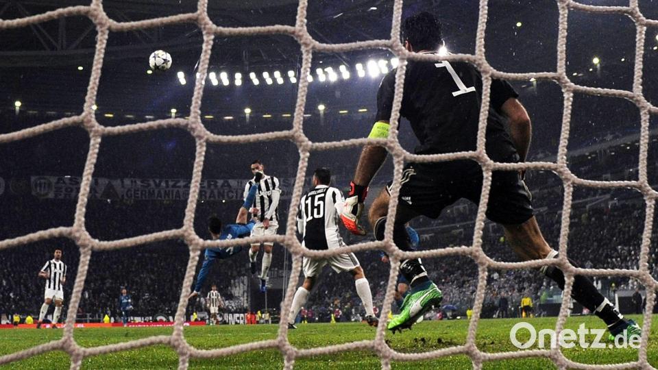 Am 3. April 2018 erzielte Ronaldo für Real Madrid im Champions-League-Spiel bei Juventus Turin ebenfalls ein spektakuläres Fallrückzieher-Tor. Bild: Alberto Lingria/XinHua/dpa