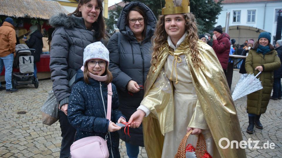 Das Christkind wird wieder Süßes an die Kinder verteilen. Archivbild: jr