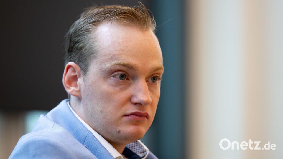 Der Angeklagte muss nach der Entscheidung des Gerichts für die bisherige Haft entschädigt werden. (Archivbild) Bild: Sven Hoppe/dpa