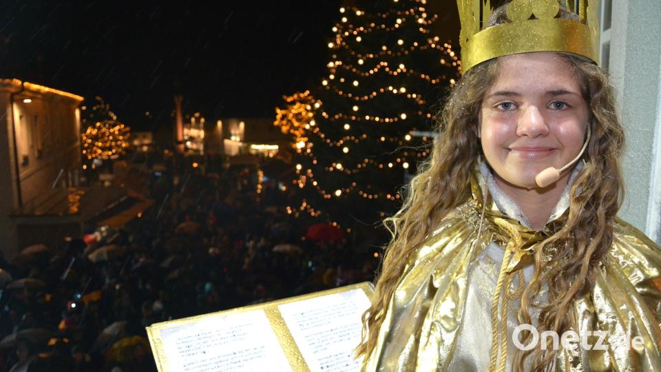 Zum dritten Mal dabei ist Louisa Grillmeier als Mitterteicher Christkind. Archivbild: jr