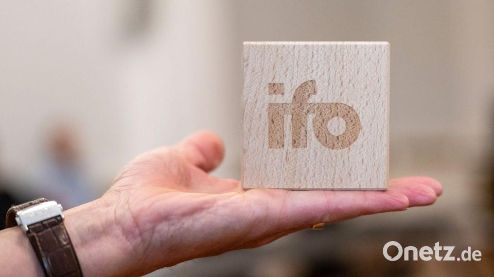 Schlechter als aktuell lag das Ifo-Beschäftigungsbarometer zuletzt mitten in der Corona-Pandemie. (Symbolbild) Bild: Leonie Asendorpf/dpa