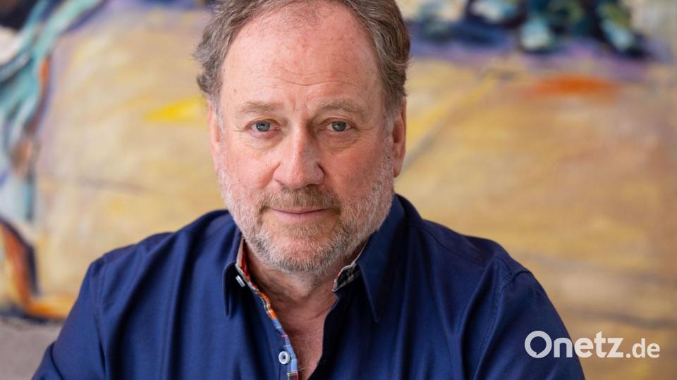 Musikproduzent Harold Faltermeyer hat den Weihnachtssong „The Sunny Side Of Christmas“ mitproduziert. (Archivbild) Bild: Sven Hoppe/dpa