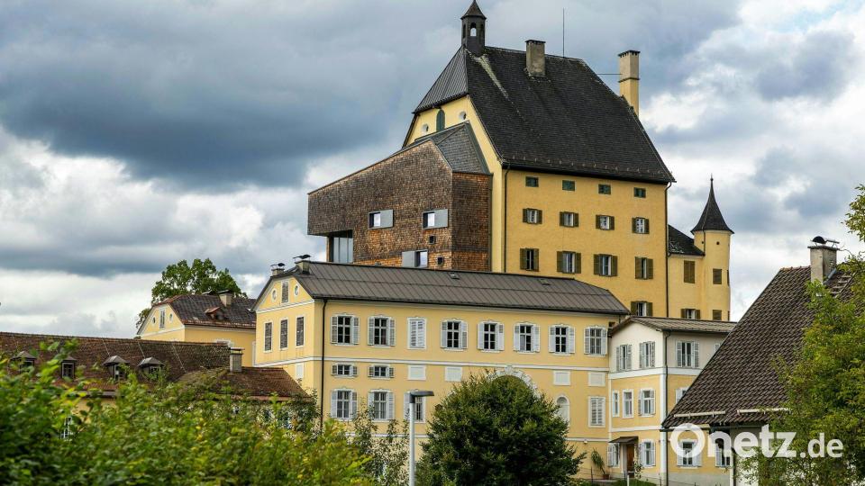 Im ehemaligen Kloster Goldenstein leben die Nonnen seit Monaten als „Kloster-Besetzerinnen“. (Archivbild) Bild: Chris Hofer/FRANZ NEUMAYR/dpa
