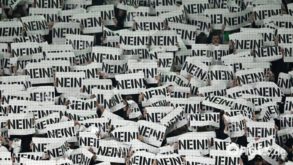 Borussias Fans sagen Nein zu den Plänen der Politik. Bild: Ulrich Hufnagel/dpa