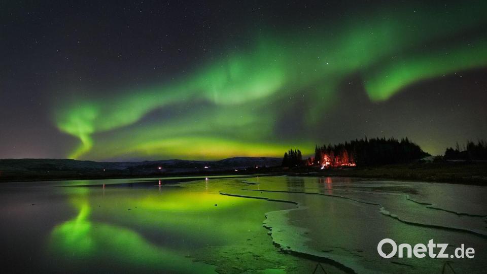 Polarlichter über Island Bild: Owen Humphreys/PA Wire/dpa