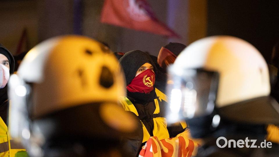 AfD-Gegner aus ganz Deutschland wurden in Gießen erwartet. Bild: Lando Hass/dpa