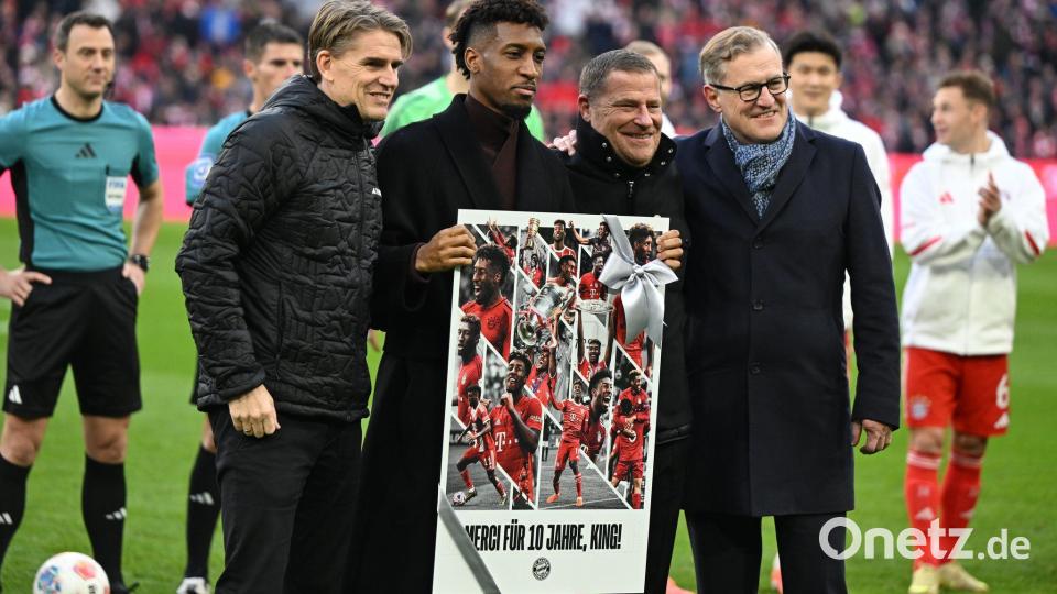 Vor dem Anpfiff verabschiedeten die Bayern-Bosse den langjährigen Bayern-Profi Kingsley Coman (2.vl). Bild: Sven Hoppe/dpa