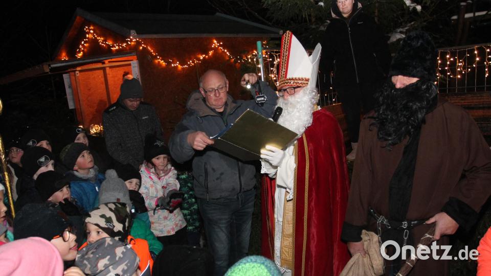 "Ich bin nicht der Weihnachtsmann", weist der heiligen Nikolaus hin. Bild: pi