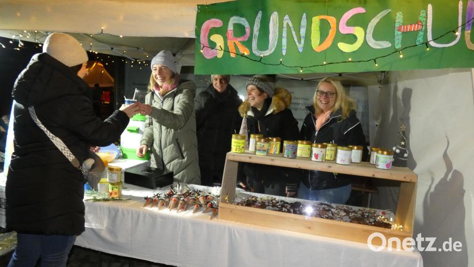 Der Elternbeirat der Grundschule war mit einem Stand vertreten. Bild: hdk