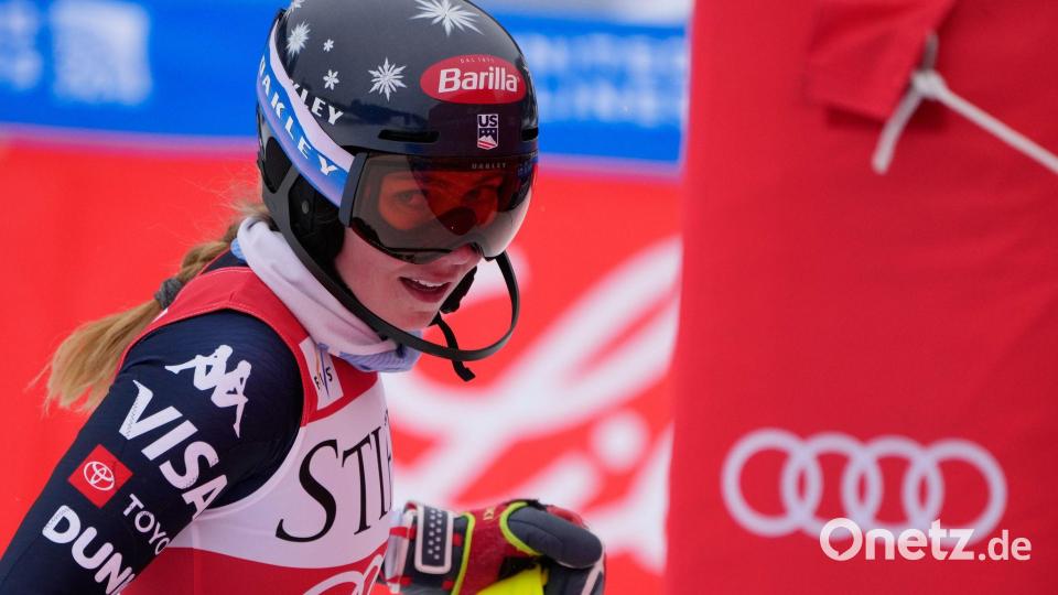 Mikaela Shiffrin feierte im dritten Slalom der Saison den dritten Sieg. Bild: John Locher/AP/dpa
