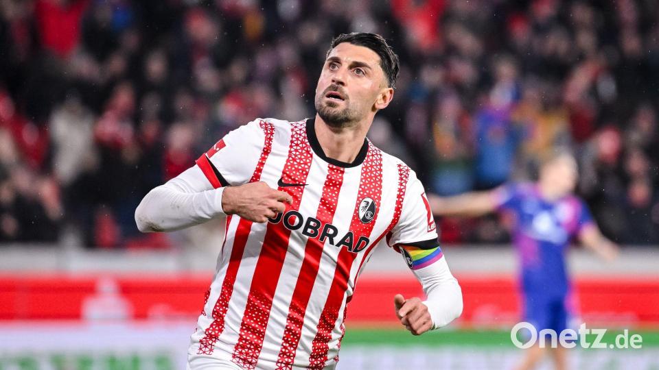 Erzielte das 2:0: Vincenzo Grifo Bild: Harry Langer/dpa