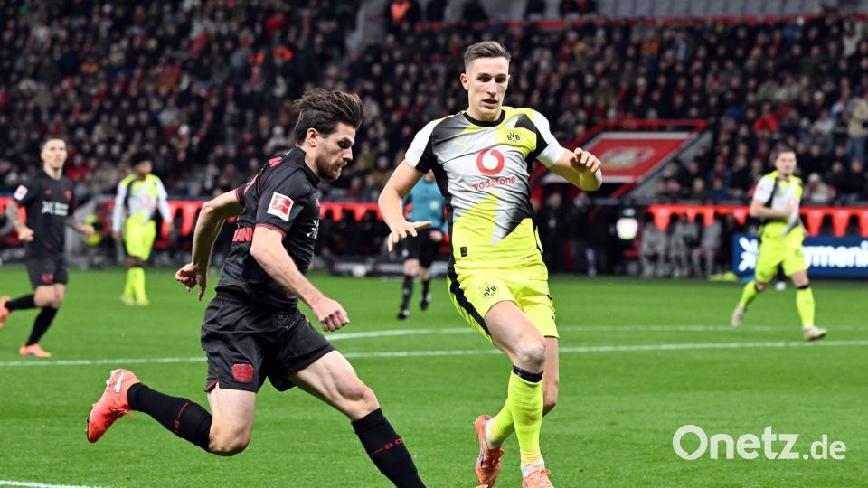 Ein Sieg auch mit Signalwirkung für Nico Schlotterbeck (r)? Bild: Federico Gambarini/dpa