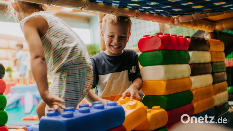 Draußen mieses Wetter, drinnen jede Menge Spaß. Bild: Tschakka Bay