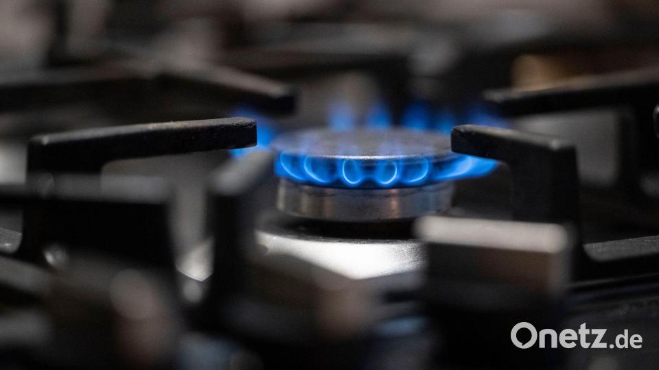 Die Gasspeicherumlage entfällt – ob Preise sinken, hängt vom Gesamtgaspreis ab. (Symbolbild) Bild: Marijan Murat/dpa